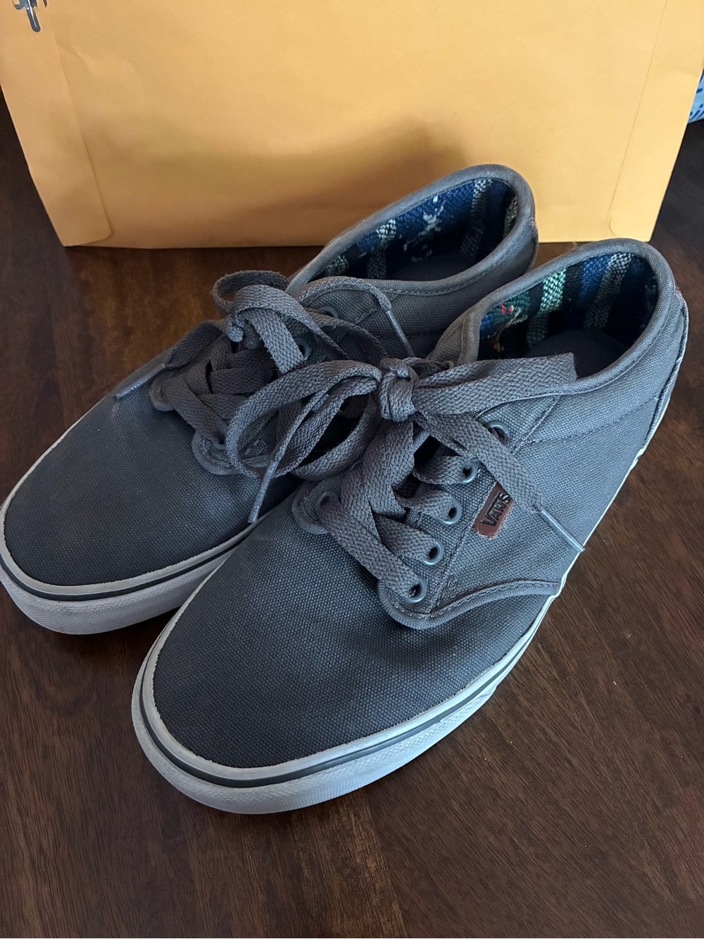 Vans Men's Gray Canvas Low-Top Sneakers